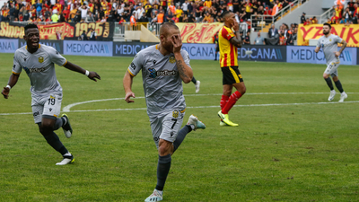 Gökhan Töre sürprizi!