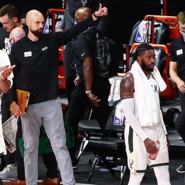 Bucks liderliği garantiledi