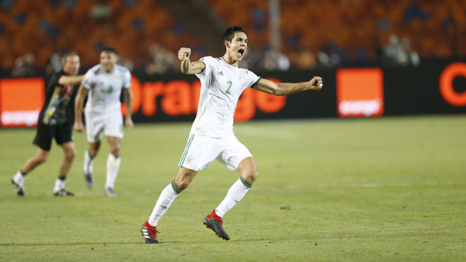 Fenerbahçe'ye transferde dev rakip!