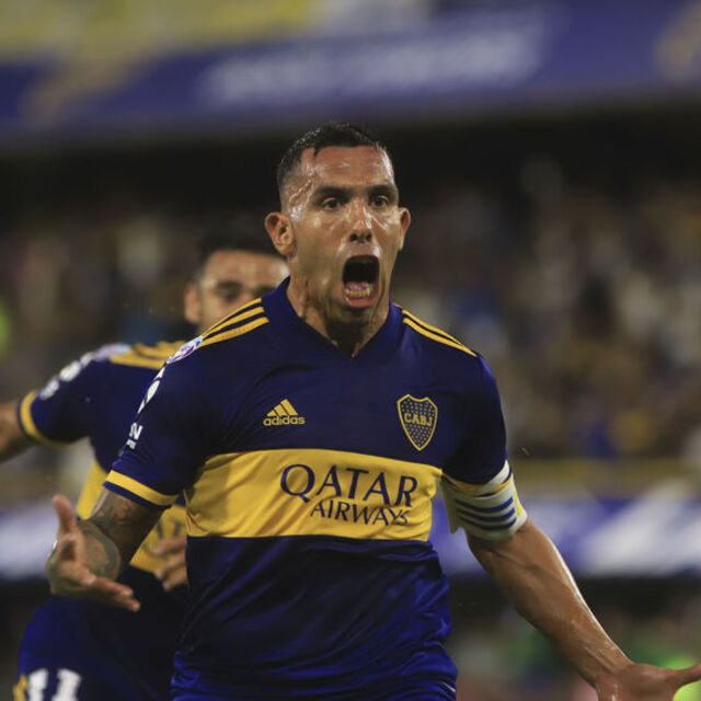 Boca'da Tevez'in sözleşmesi uzatıldı