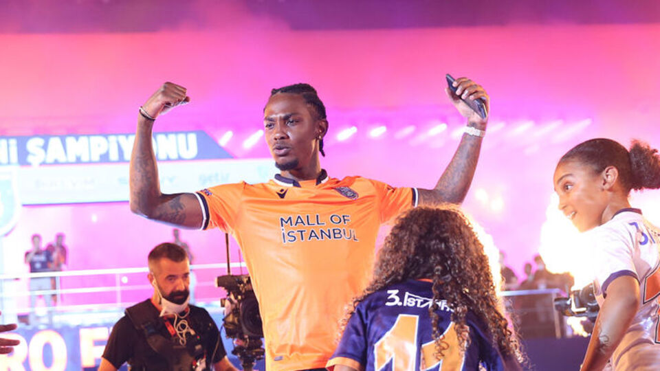 Göztepe Elia'nın peşinde