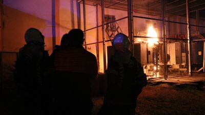 Trafoda yangın çıktı, 7 mahallede elektrik kesildi