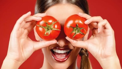 Domates un maskesi yararları ve tarifi