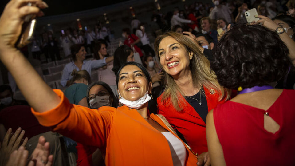 Önce listeyi deldi, sonra seçimi kazandı