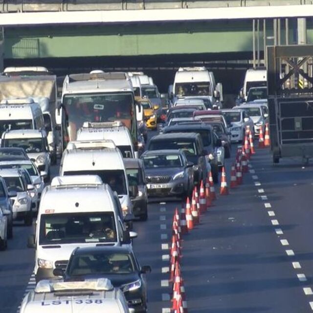Haliç Köprüsü'nde 'bakım' trafiği