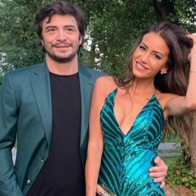 Aşıklar davette
