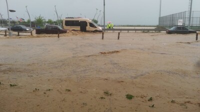 Rize'de şiddetli yağış esareti!