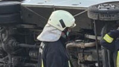 Muğla'da işçileri taşıyan minibüs devrildi!