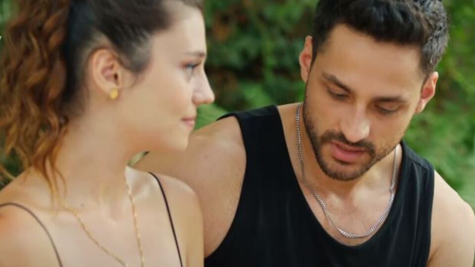 Azra ve Ahmet barışıyor!