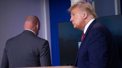 Beyaz Saray'da saldırı alarmı! Trump salondan çıkarıldı