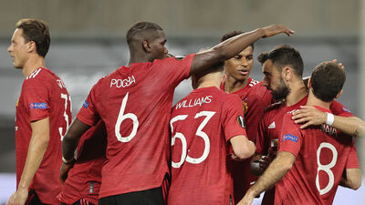 Manchester United tek golle turladı
