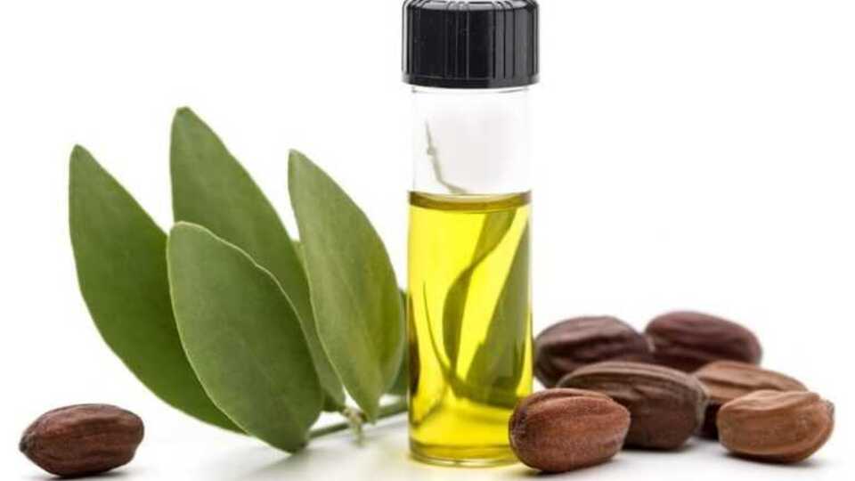Jojoba yağının inanılmaz faydaları