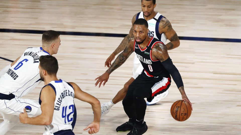 Damian Lillard uçurdu!