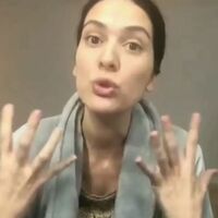 Bergüzar Korel isyan etti