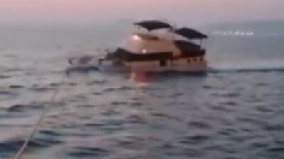 Yunan askeri sivil tekneyi böyle batırdı!