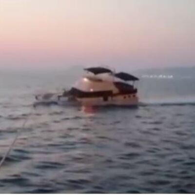 Yunan askeri sivil tekneyi böyle batırdı!