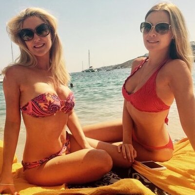 Anne-kıza 'ikizler' yorumu