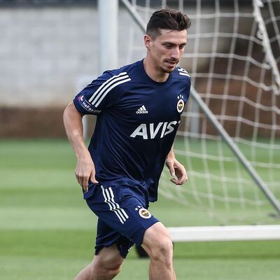 Mert Hakan'dan Hanedar'a suç duyurusu!