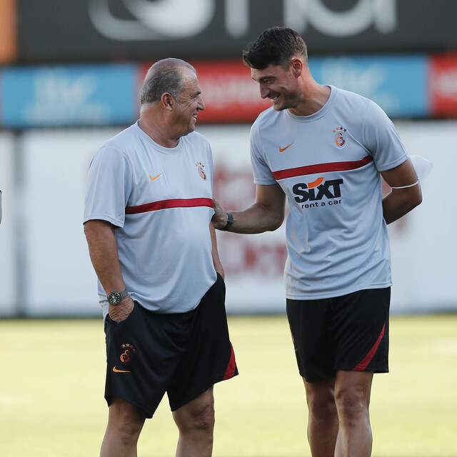 Riera, Galatasaray'a döndü