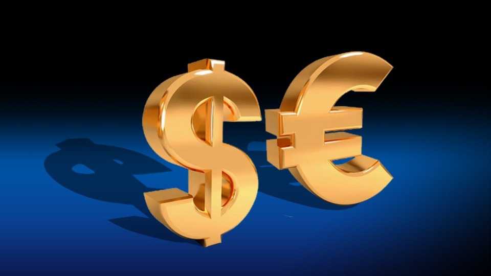 Nakit döviz çekene komisyon