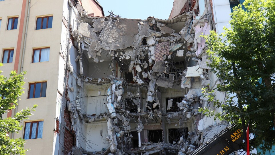 Google'dan erken deprem uyarısı