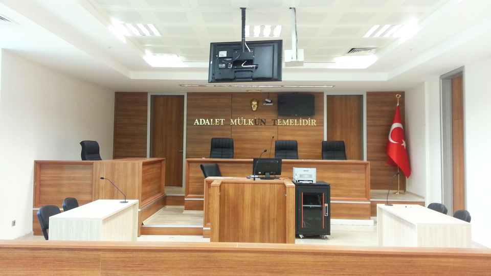 İki buçuk milyon liralık kefalete 'eş freni'