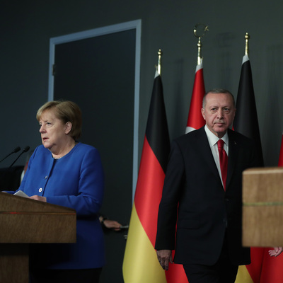 Cumhurbaşkanı Erdoğan, Merkel ile görüştü!