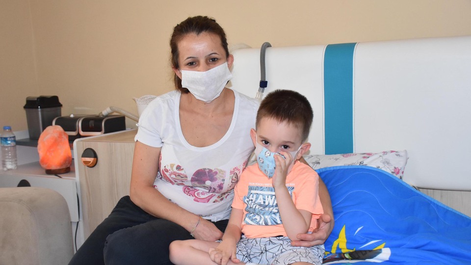 SMA hastası Doruk, salgın nedeniyle ilacını kullanamıyor