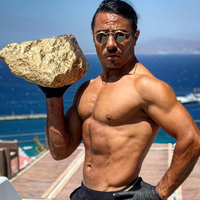 2 milyon dolarlık taş