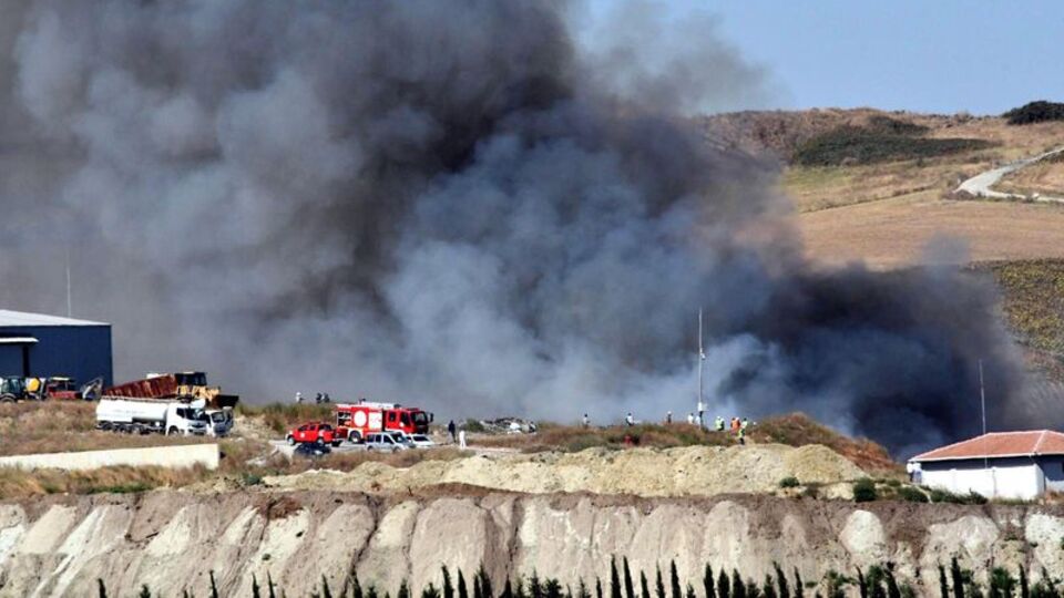 Tekirdağ'da geri dönüşüm tesisinde yangın