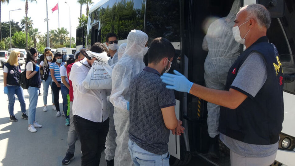 Silah zoruyla fuhuşa 'koli' operasyonu