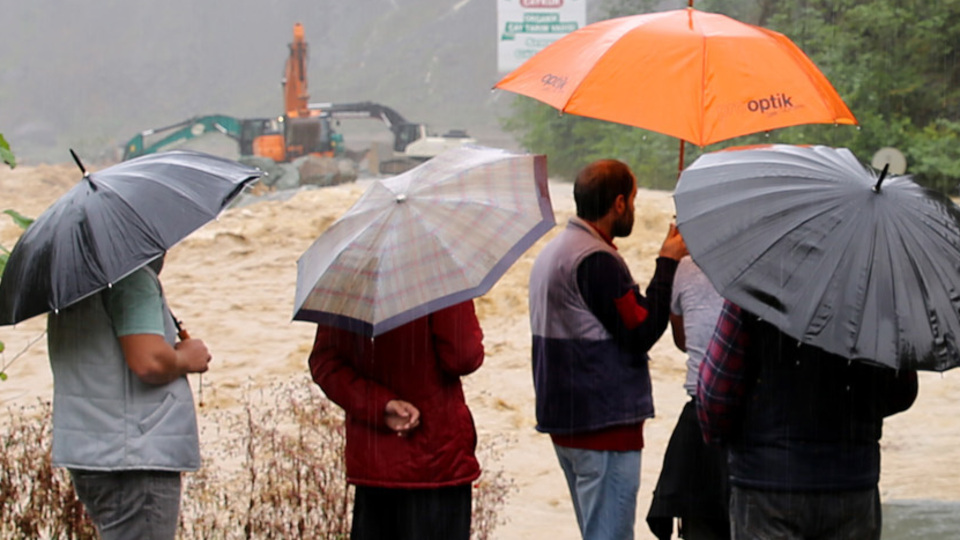 Rize ve Artvin için şiddetli sağanak uyarısı!