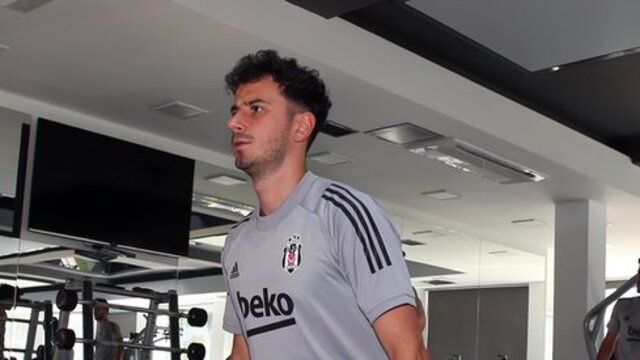 Beşiktaş, salonda çalıştı