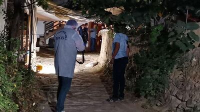 Üvey amca dehşeti! Yeğenini kamayla öldürdü