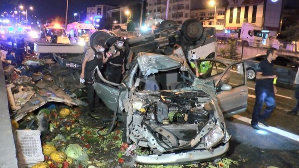 Pendik'te korkunç kaza! Yaralılar var