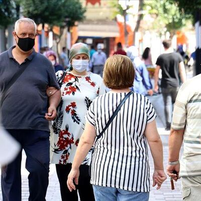 Koronavirüsü salgınında yeni vaka sayısı 1256