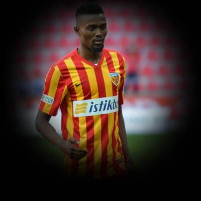 Beşiktaş, Mensah ile anlaştı!