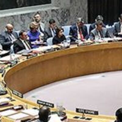 BMGK İran'a yönelik silah ambargosunu uzatmayı reddetti