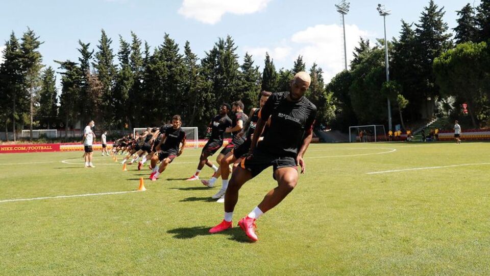 Aslan çift idmanla hazırlıklarını sürdürdü