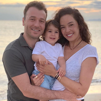 "Bana benziyor, değil mi?"