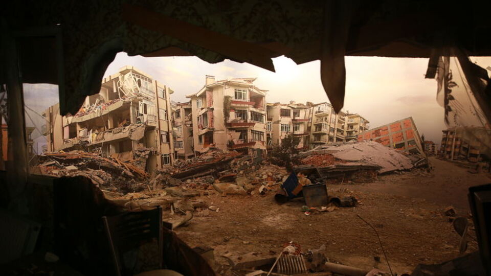 'Tik-tak yapan bir bombanın yakınındayız'