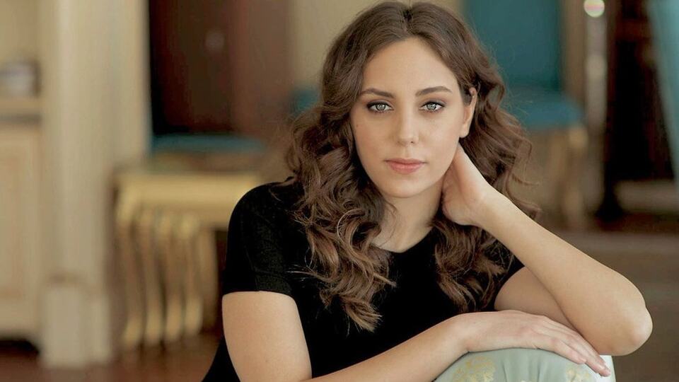 Öykü Karayel kimdir?