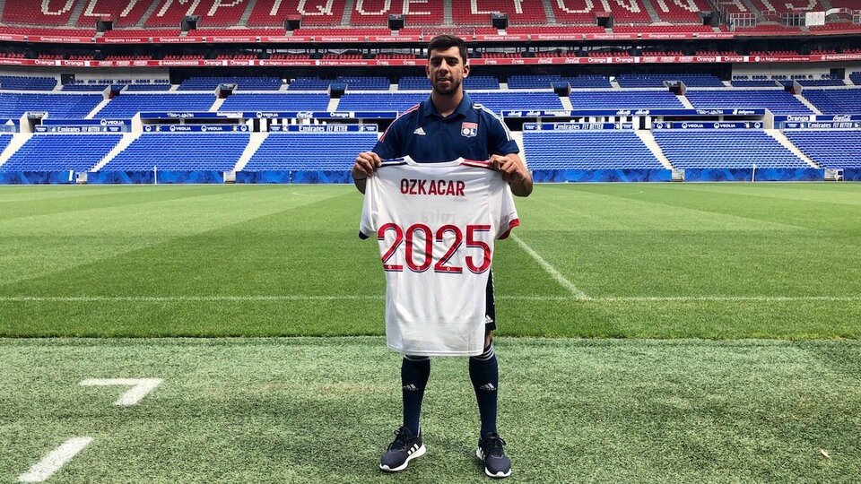 İzmir'den Lyon'a uzanan hikaye...