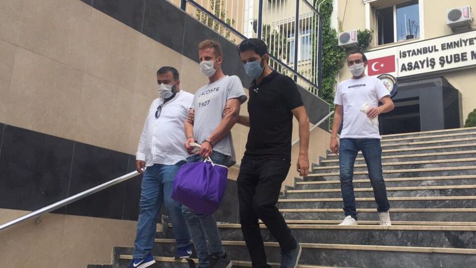 10 yıllık arkadaşıydı! Yasak aşk cinayeti!