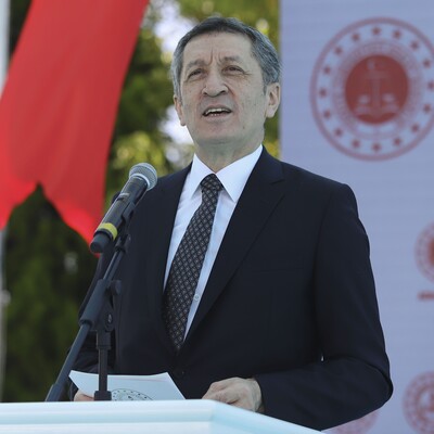 Bakan Selçuk'tan açıklama! Okullar nasıl açılacak?