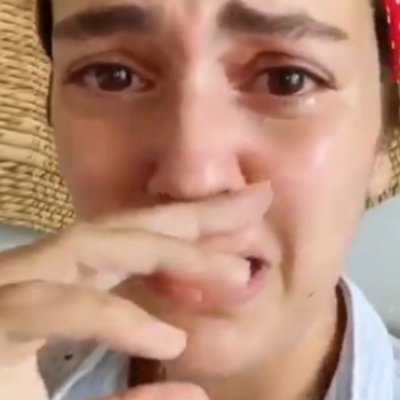 Bergüzar gözyaşlarına boğuldu