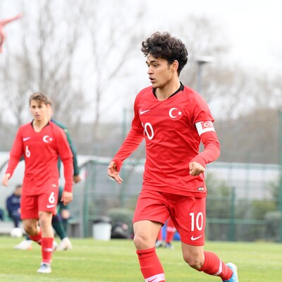 Mustafa Kapı, Lille'e transfer oldu!