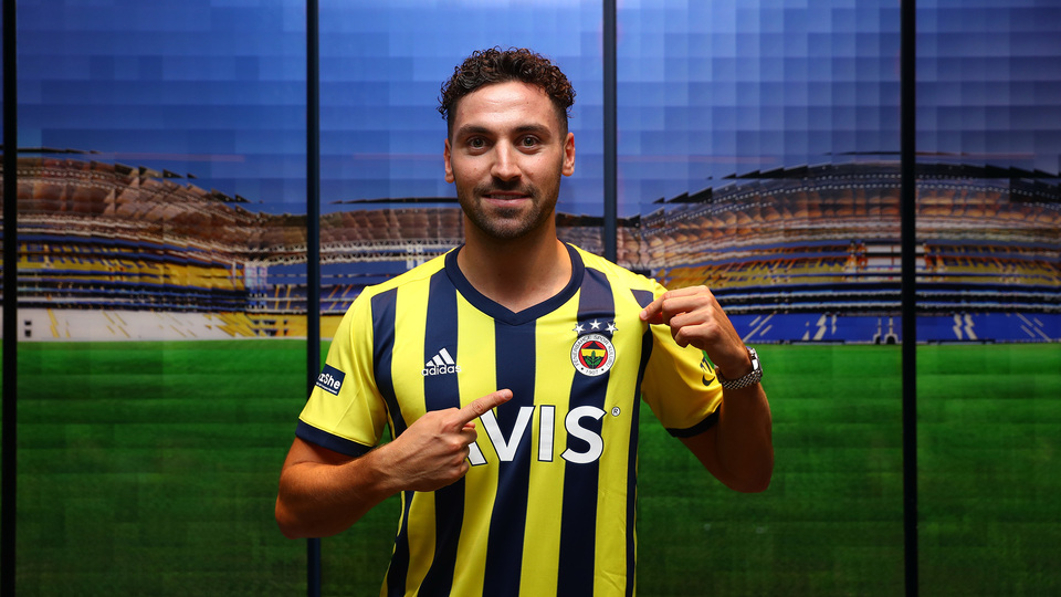 Fenerbahçe transferi açıkladı!