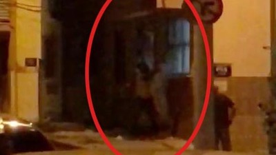 Boşandığı eşini bıçakla tehdit etti!