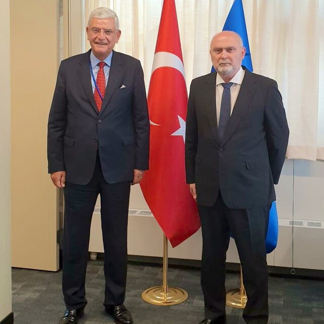 Volkan Bozkır, Sinirlioğlu ile görüştü